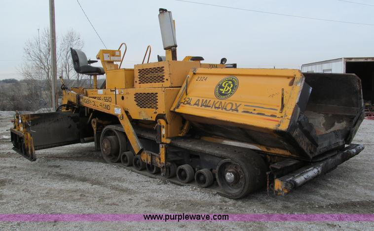 image for item E5897 1998 Blaw-Knox PF5510 paver