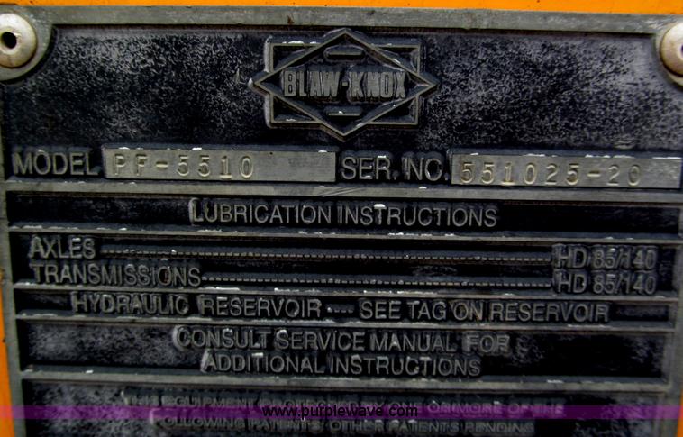 image for item E5897 1998 Blaw-Knox PF5510 paver