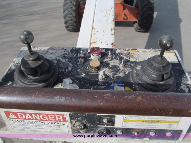 image for item E5898 1998 Snorkel TB60 boom lift
