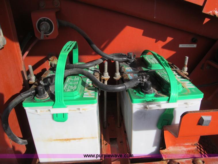 image for item E5898 1998 Snorkel TB60 boom lift