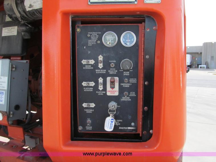 image for item E5898 1998 Snorkel TB60 boom lift