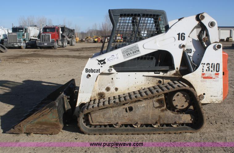 image for item F2799 2005 Bobcat T300 track skid steer