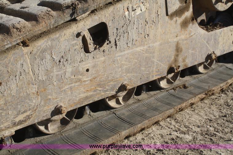 image for item F2799 2005 Bobcat T300 track skid steer