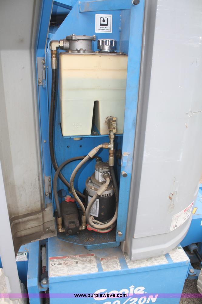 image for item F2816 2000 Genie Z-30/20N boom lift