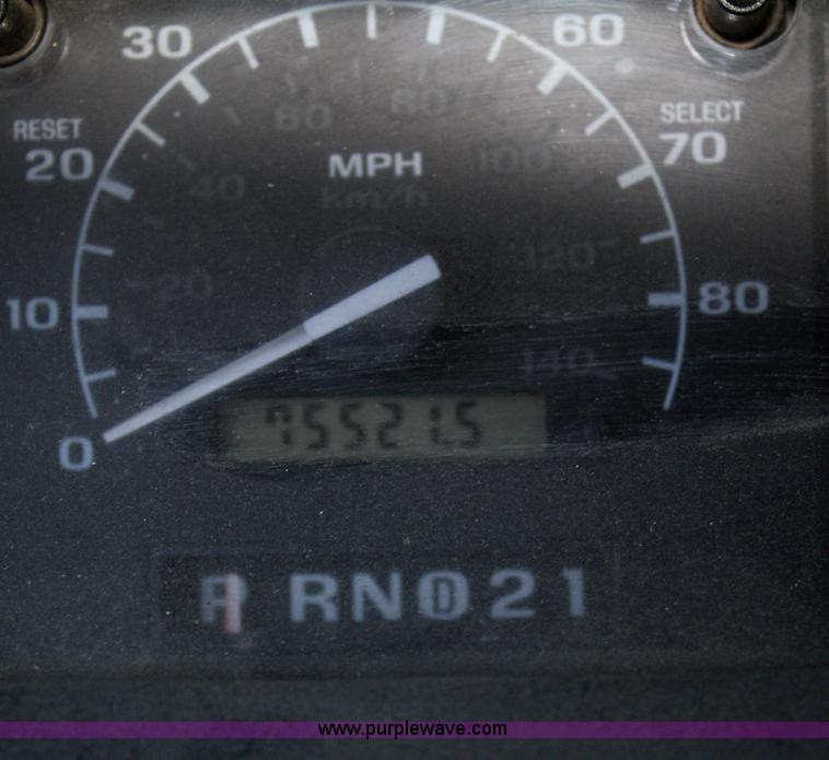 image for item F2817 1997 Ford F350 XL flatbed truck