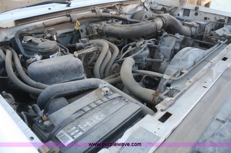 image for item F2817 1997 Ford F350 XL flatbed truck