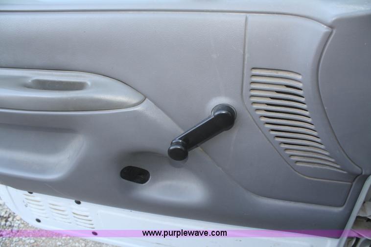 image for item F2817 1997 Ford F350 XL flatbed truck