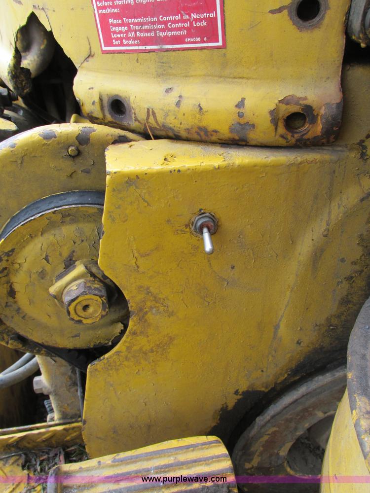 image for item F2872 1951 Caterpillar D6 dozer