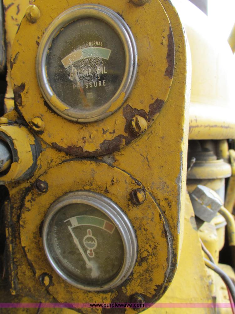 image for item F2872 1951 Caterpillar D6 dozer