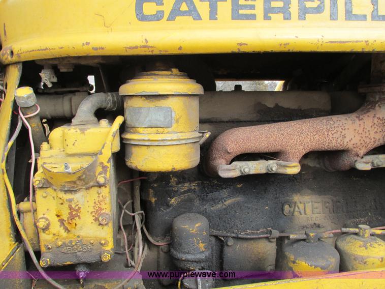 image for item F2872 1951 Caterpillar D6 dozer