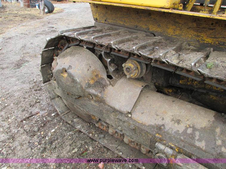 image for item F2872 1951 Caterpillar D6 dozer