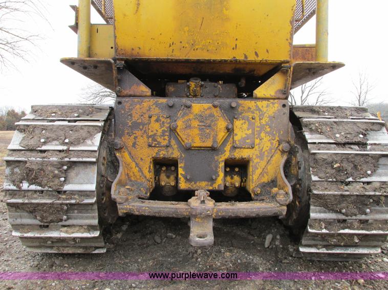 image for item F2872 1951 Caterpillar D6 dozer