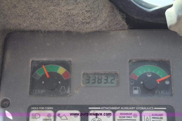 image for item F2874 2006 Bobcat T300 track skid steer