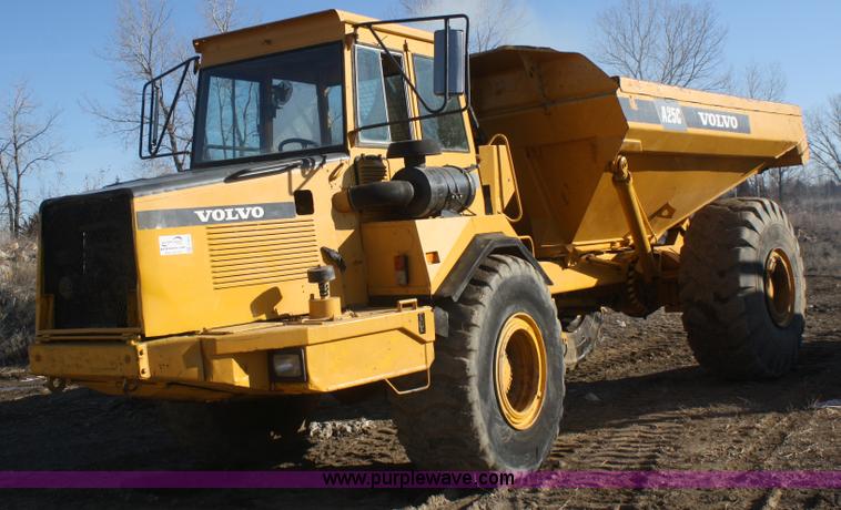 image for item F2875 1994 Volvo A25C articulated haul truck