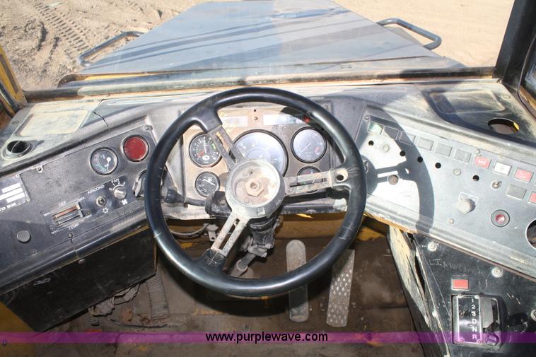 image for item F2875 1994 Volvo A25C articulated haul truck