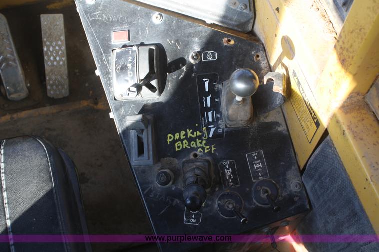 image for item F2875 1994 Volvo A25C articulated haul truck