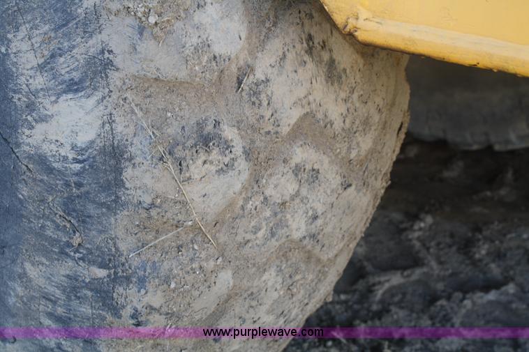 image for item F2875 1994 Volvo A25C articulated haul truck