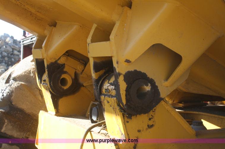 image for item F2875 1994 Volvo A25C articulated haul truck