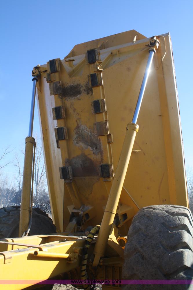 image for item F2875 1994 Volvo A25C articulated haul truck