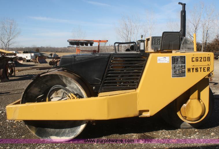 image for item F2876 Hyster C620B vibratory roller