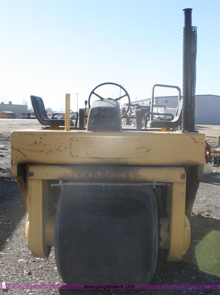 image for item F2876 Hyster C620B vibratory roller