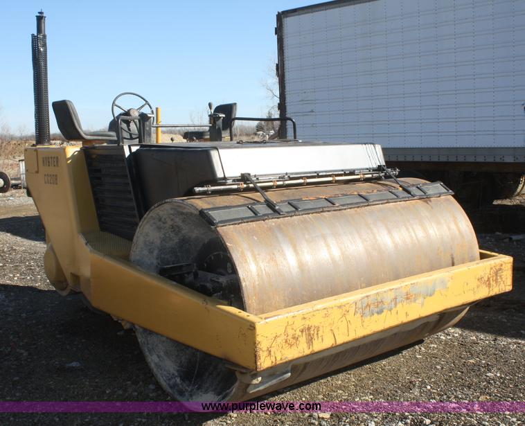 image for item F2876 Hyster C620B vibratory roller