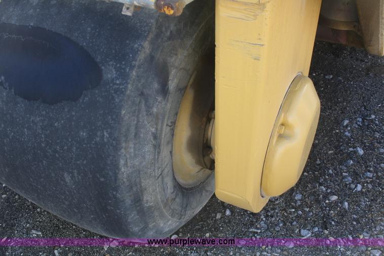 image for item F2876 Hyster C620B vibratory roller