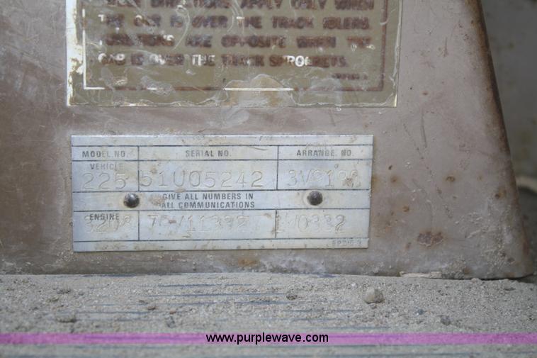 image for item F2879 1983 Caterpillar 225 excavator