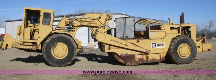 image for item F2881 1971 Caterpillar 627 twin engine motor scraper