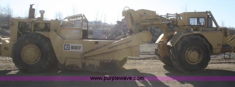 image for item F2881 1971 Caterpillar 627 twin engine motor scraper