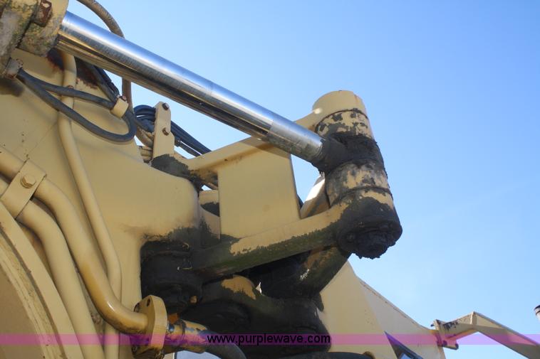 image for item F2881 1971 Caterpillar 627 twin engine motor scraper