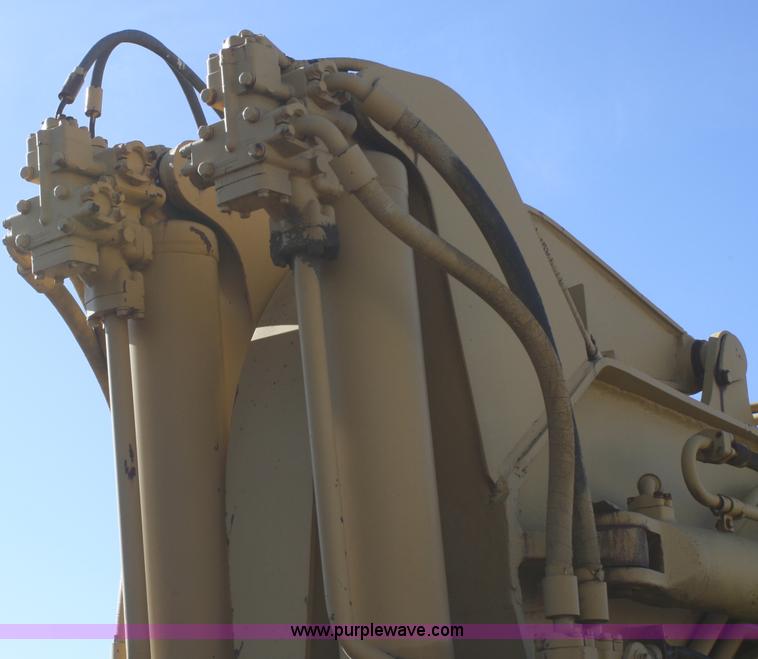 image for item F2881 1971 Caterpillar 627 twin engine motor scraper