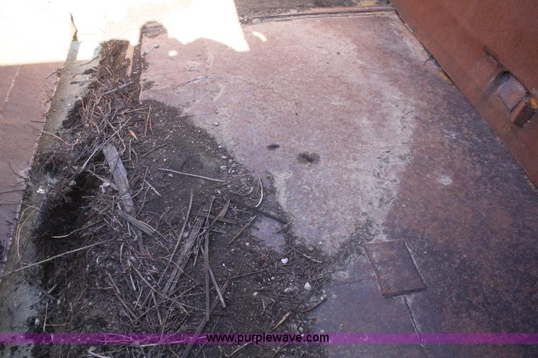 image for item F2881 1971 Caterpillar 627 twin engine motor scraper