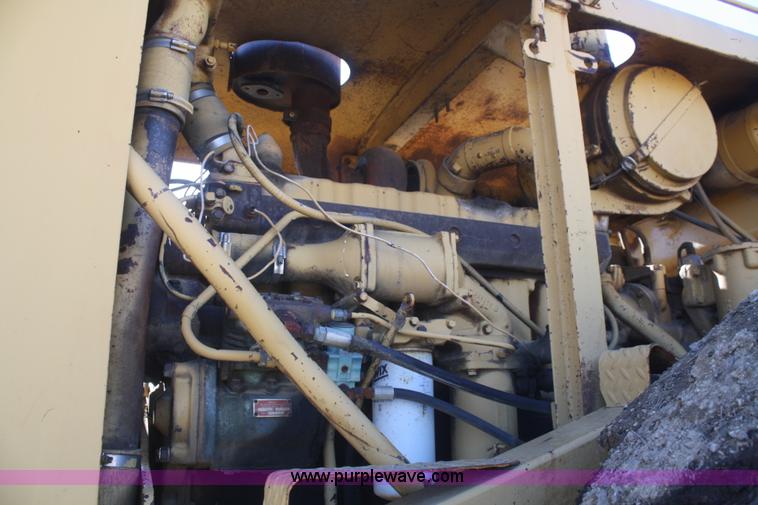 image for item F2881 1971 Caterpillar 627 twin engine motor scraper