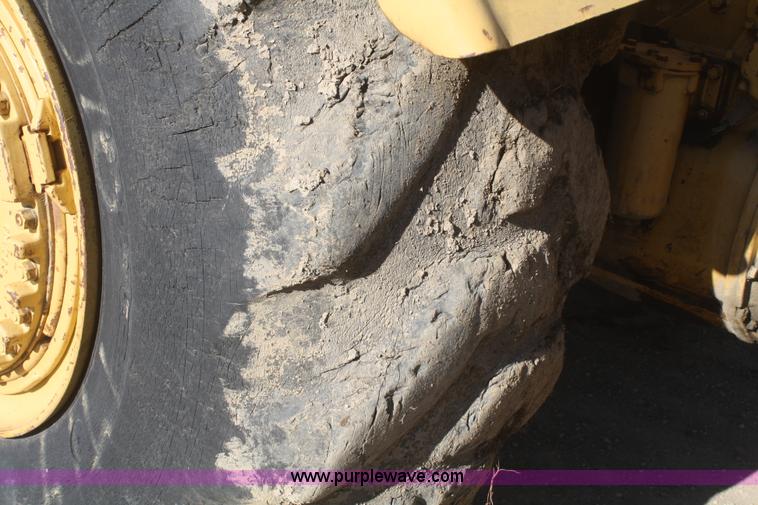 image for item F2881 1971 Caterpillar 627 twin engine motor scraper