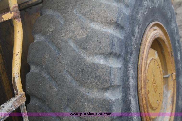 image for item F2922 Fiat-Allis FR15A wheel loader