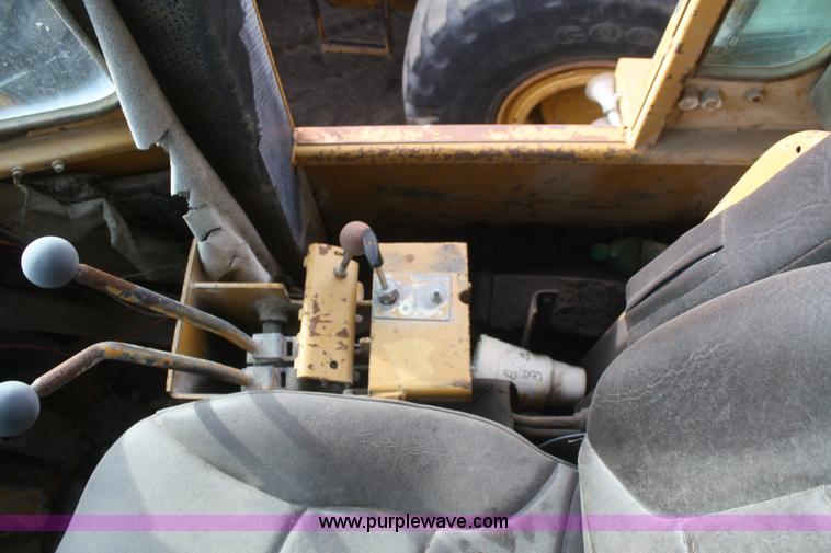 image for item F2923 Fiat-Allis FR15A wheel loader