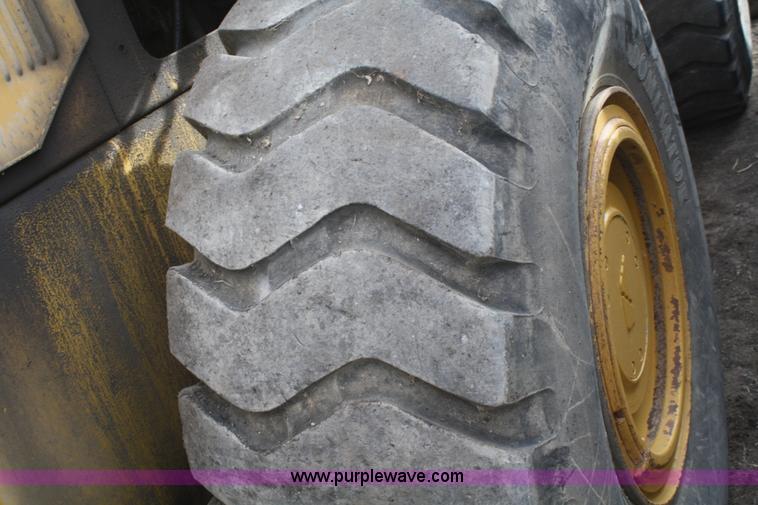 image for item F2923 Fiat-Allis FR15A wheel loader