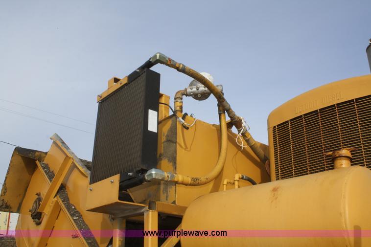 image for item F2926 Asphalt windrow elevator