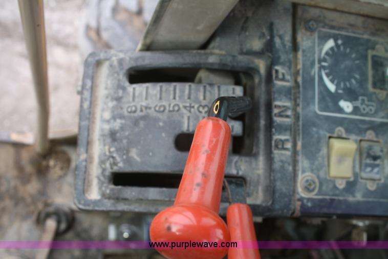 image for item F2993 1989 John Deere 770BH articulated motor grader