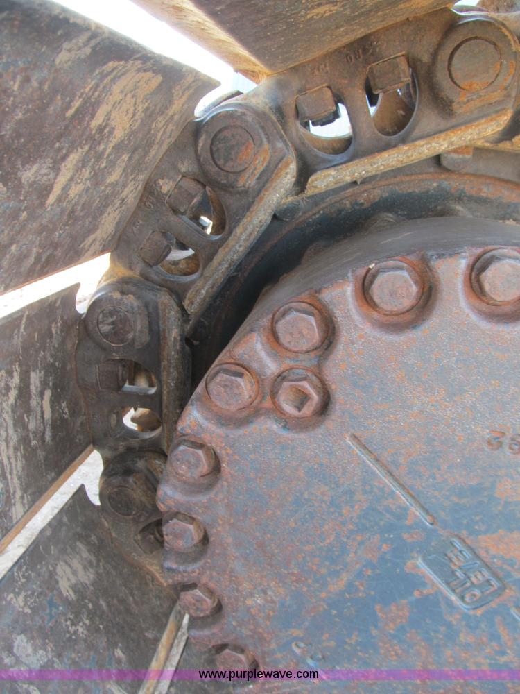 image for item F3128 2001 Komatsu PC228USLC-3 excavator