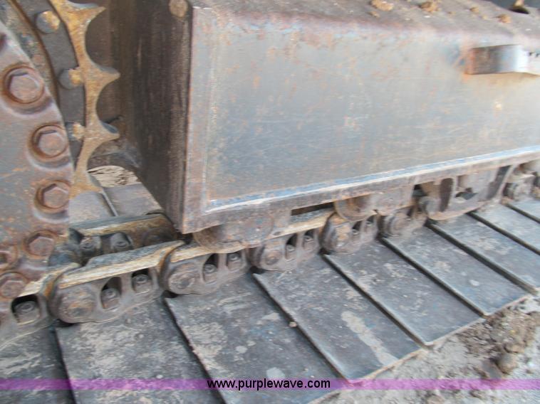 image for item F3128 2001 Komatsu PC228USLC-3 excavator