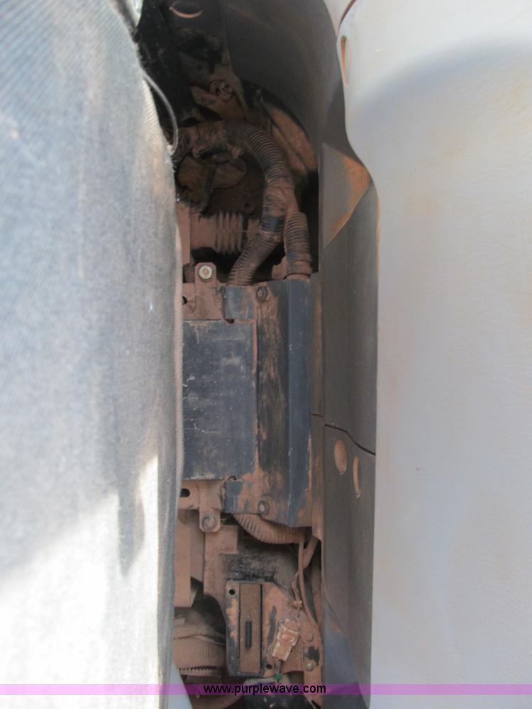 image for item F3128 2001 Komatsu PC228USLC-3 excavator