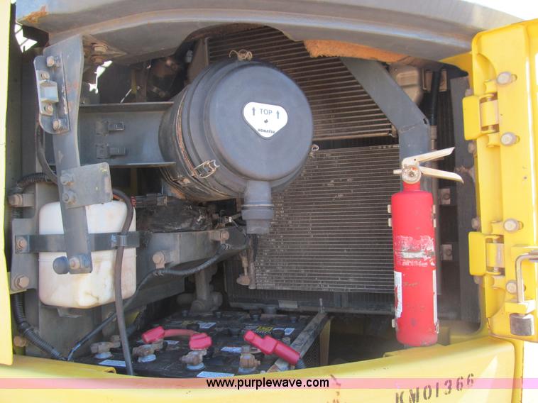 image for item F3128 2001 Komatsu PC228USLC-3 excavator