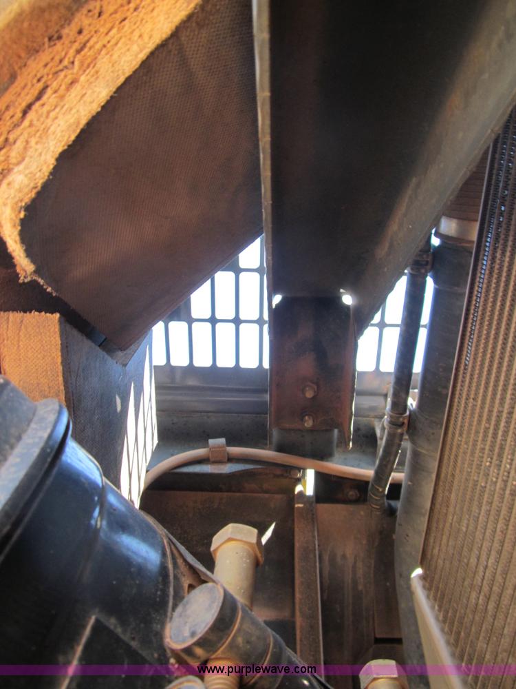 image for item F3128 2001 Komatsu PC228USLC-3 excavator