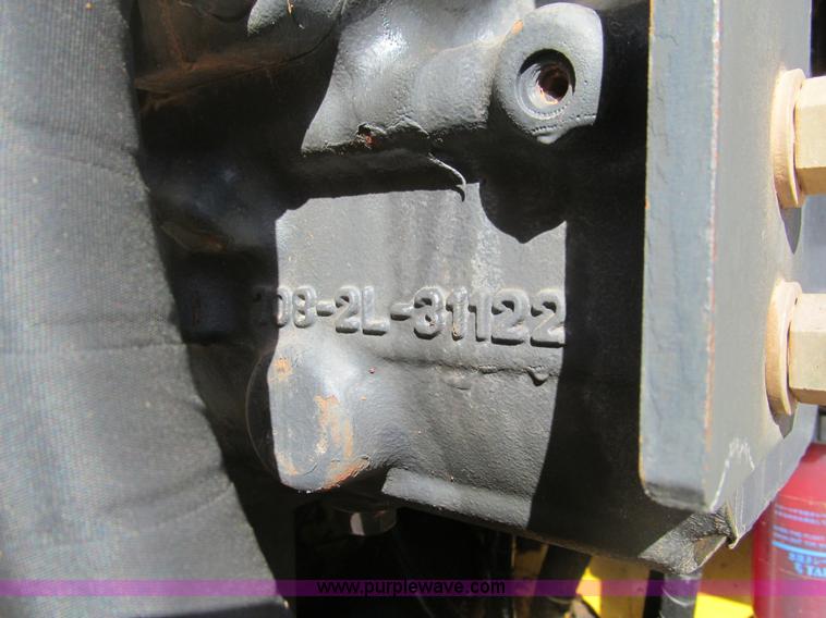 image for item F3128 2001 Komatsu PC228USLC-3 excavator