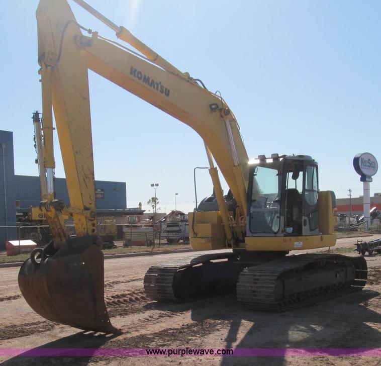 image for item F3128 2001 Komatsu PC228USLC-3 excavator