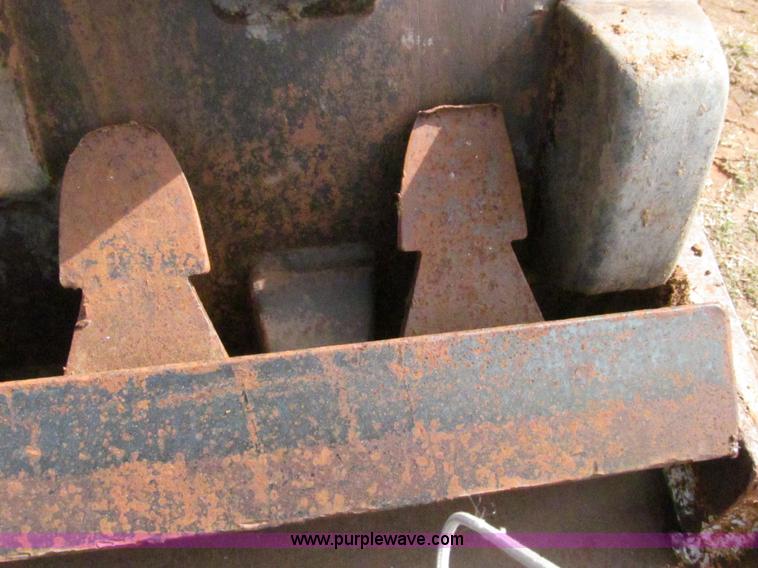 image for item F3129 1998 Dynapac vibratory compactor