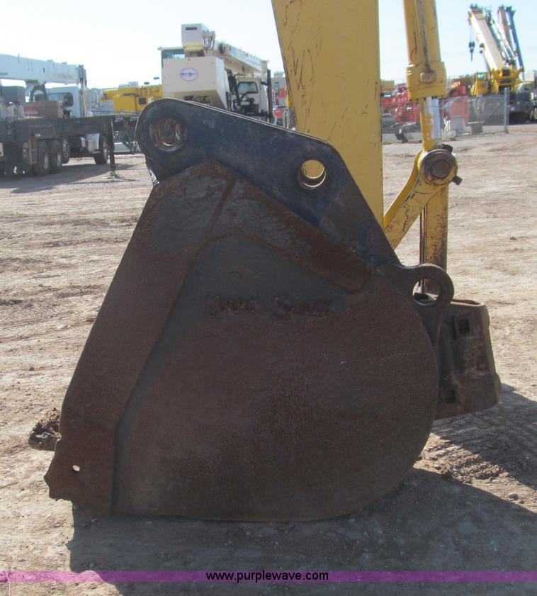 image for item F3131 2000 Komatsu PC300LC-6 excavator