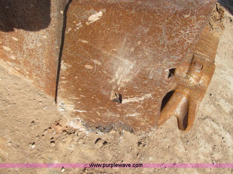 image for item F3131 2000 Komatsu PC300LC-6 excavator